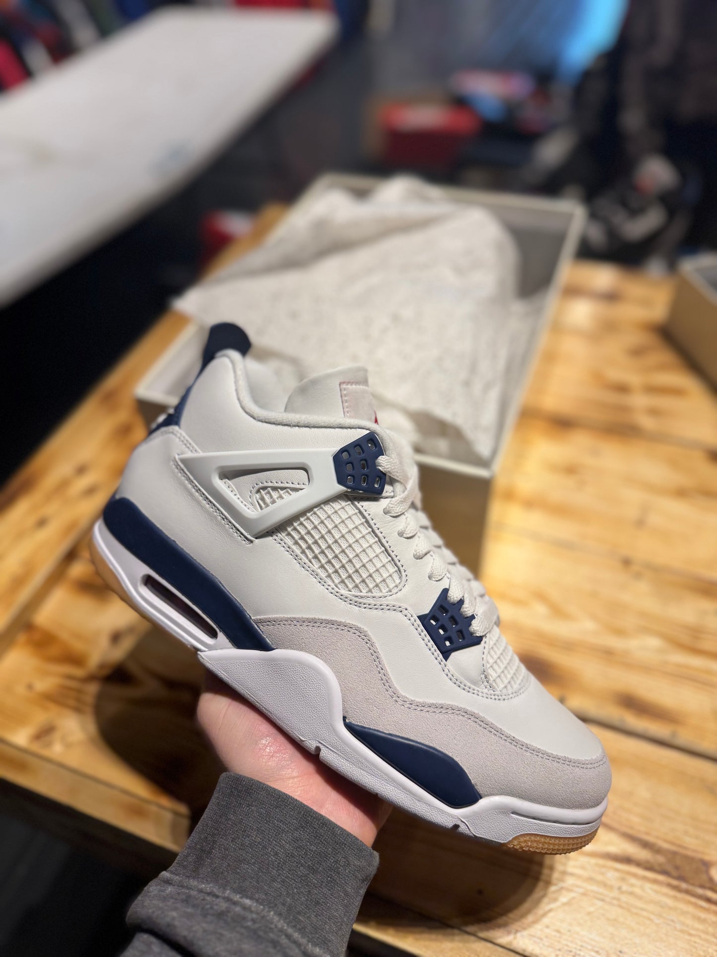 Jordan 4 SB “navy”/size 10.5