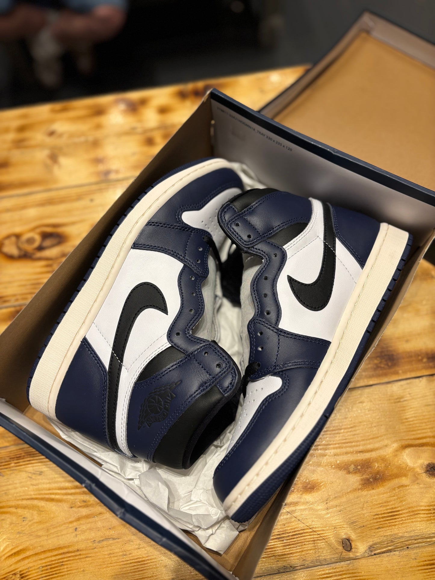 Jordan 1 high “midnight navy”/size 9.5