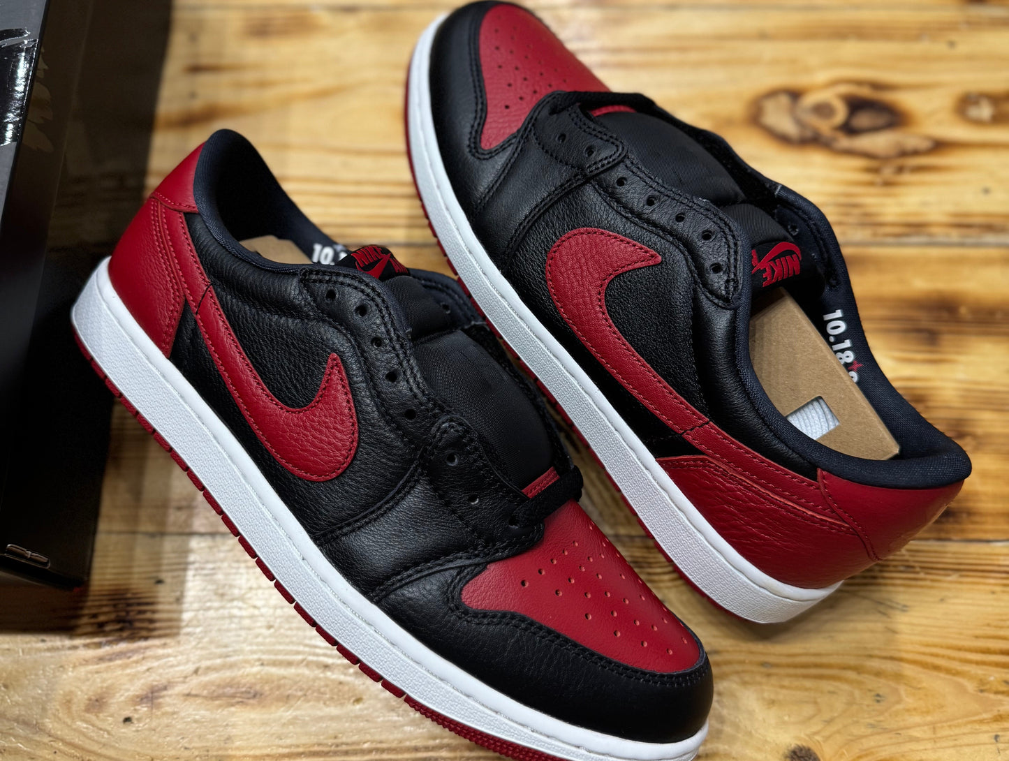 Jordan 1 low “banned”