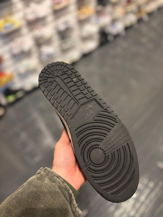 Jordan 1 low “mocha”