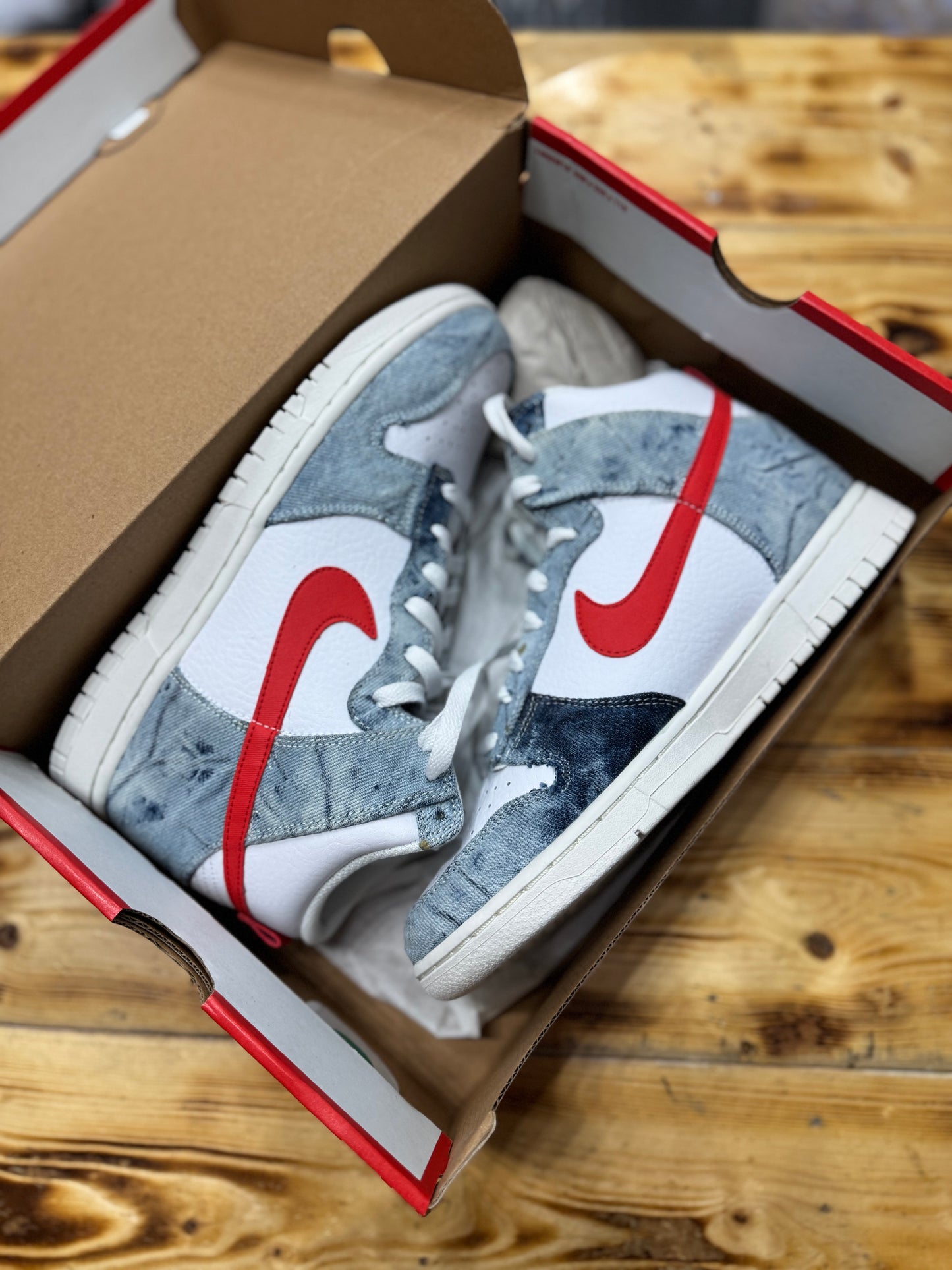 Nike dunk high “washed denim pack”/size 8 (9.5w)