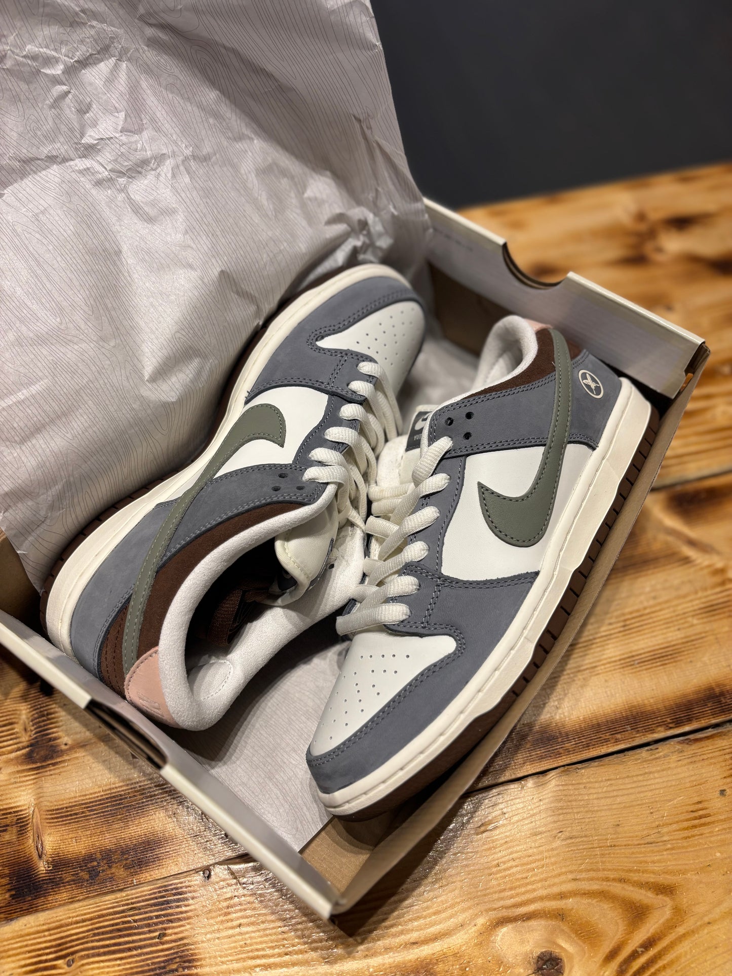 Nike sb dunk low “Yuto Horigome”/size 8