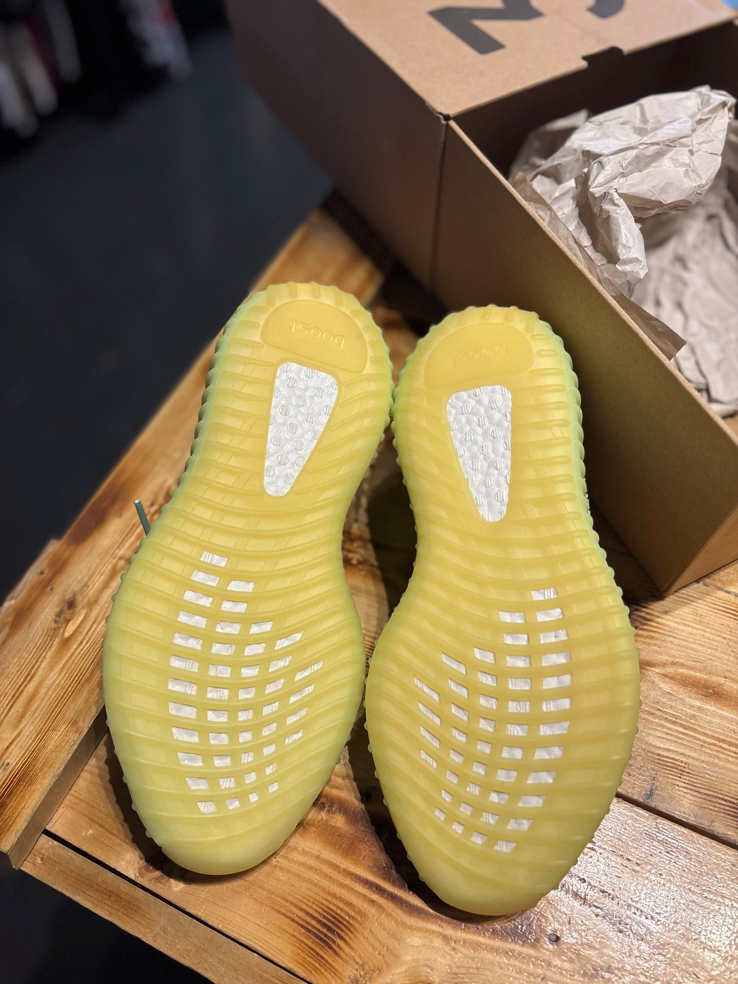 Yeezy 350 “yeezreel”/size 11