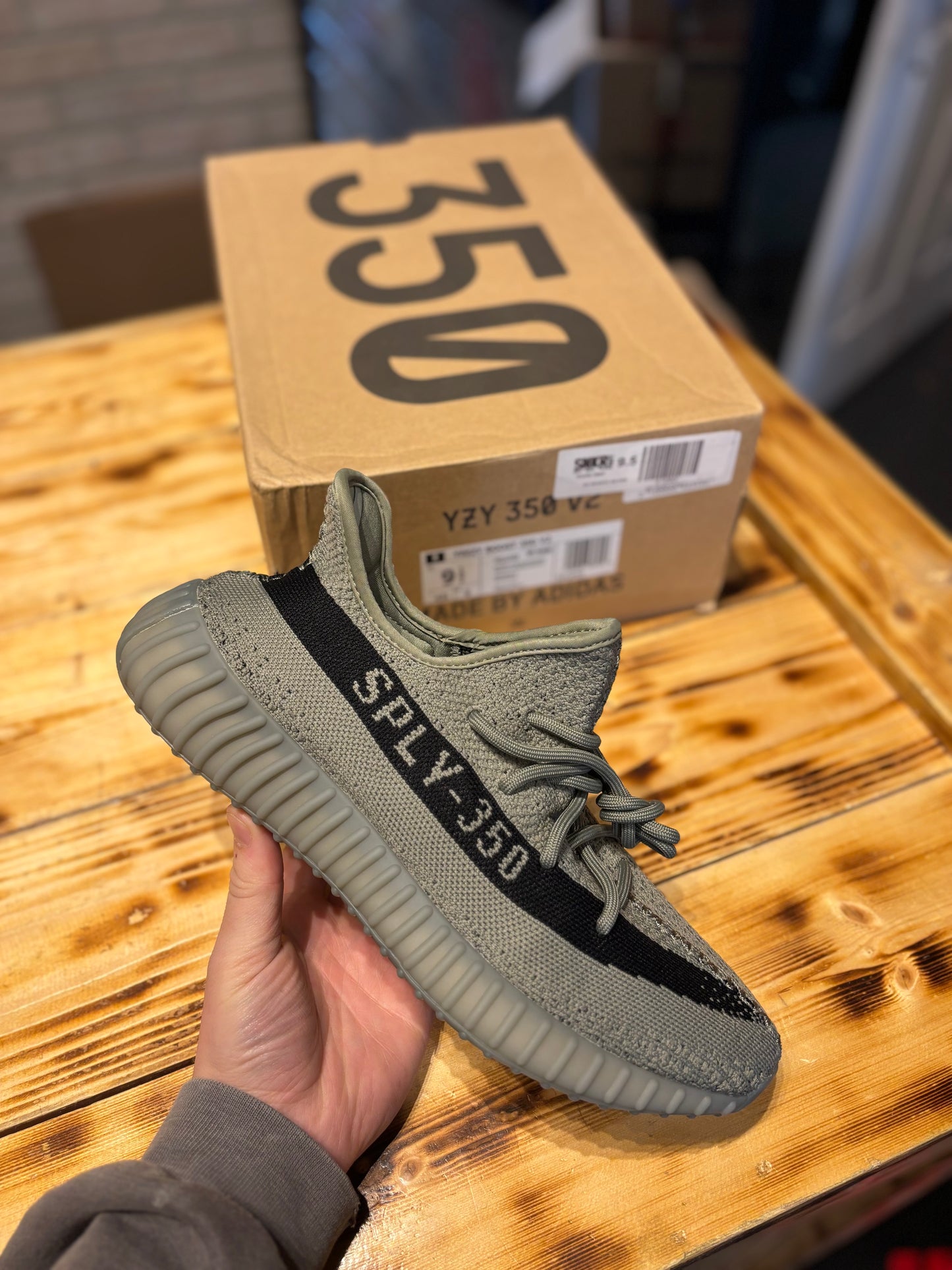 Yeezy 350 “granite”/size 9.5