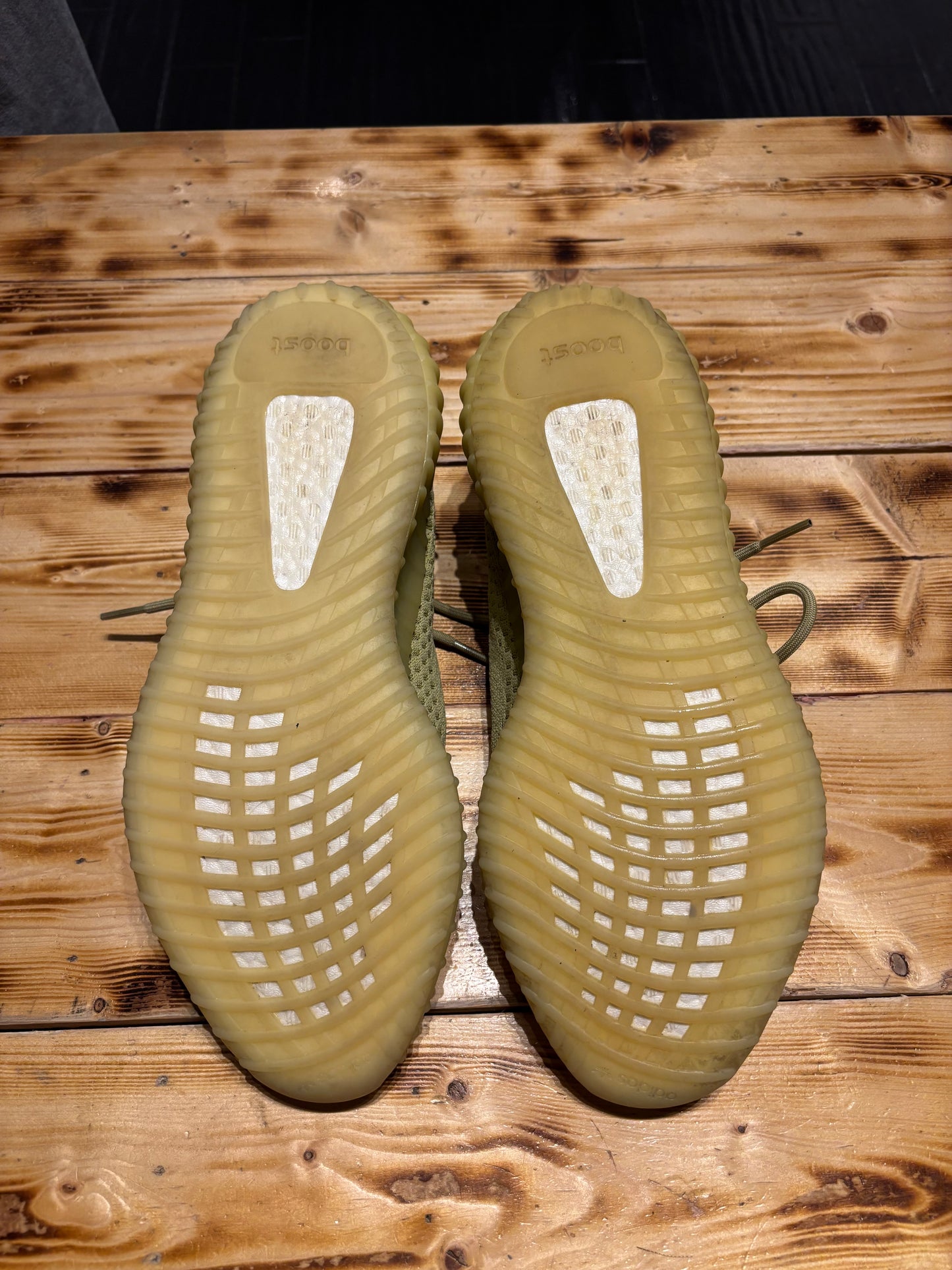Yeezy 350 “marsh” size 14