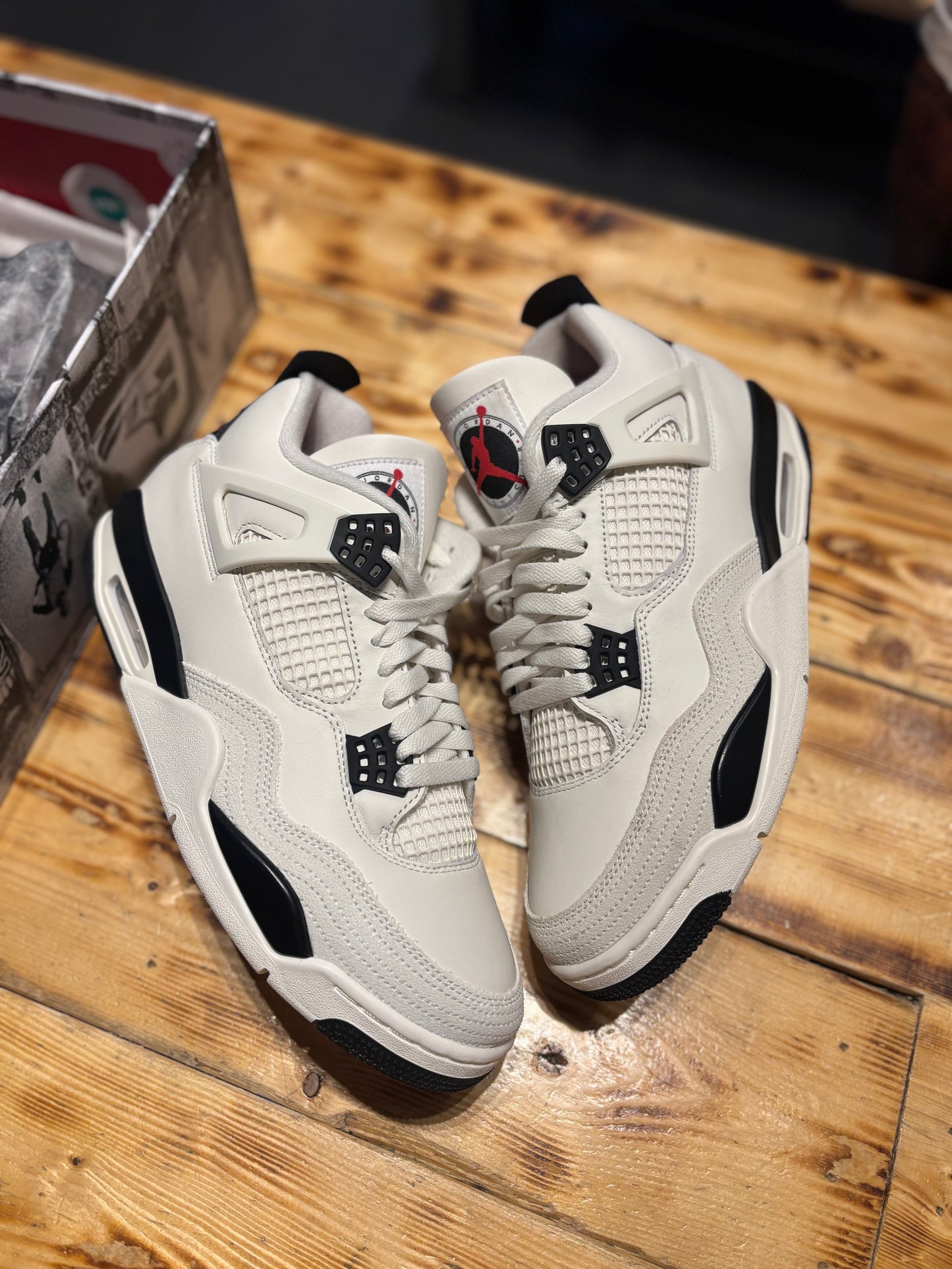 Jordan 4 “Flight Club”/size 10.5,11,11.5