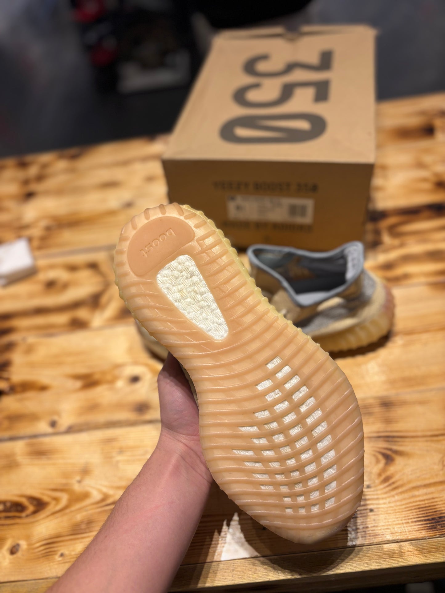 Yeezy 350 “linen”/size 9.5