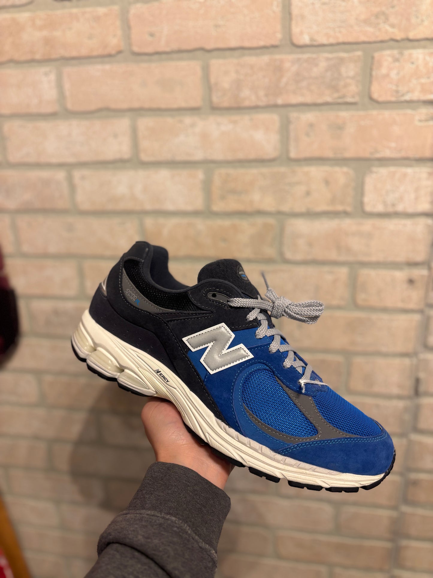 New balance 2002r blue