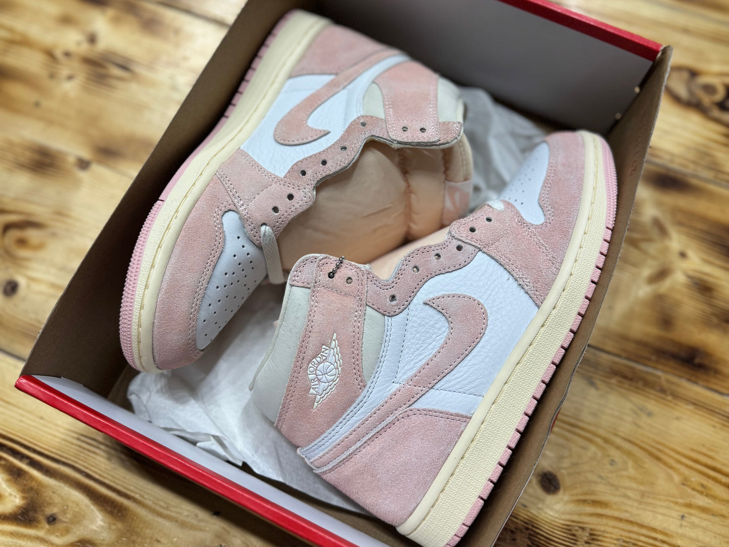 Jordan 1 “washed pink”/size 5.5y(7w)