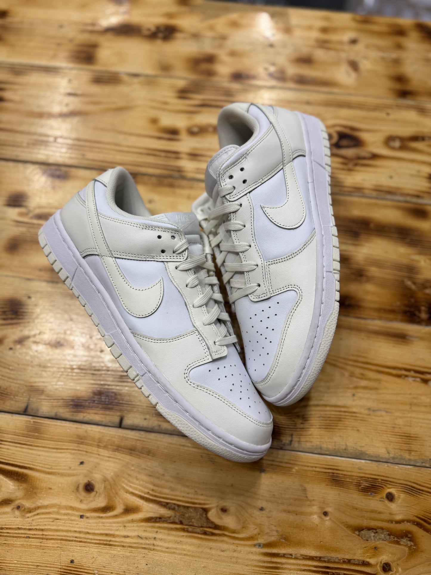Nike dunk low “coconut”/size 10(11.5w)