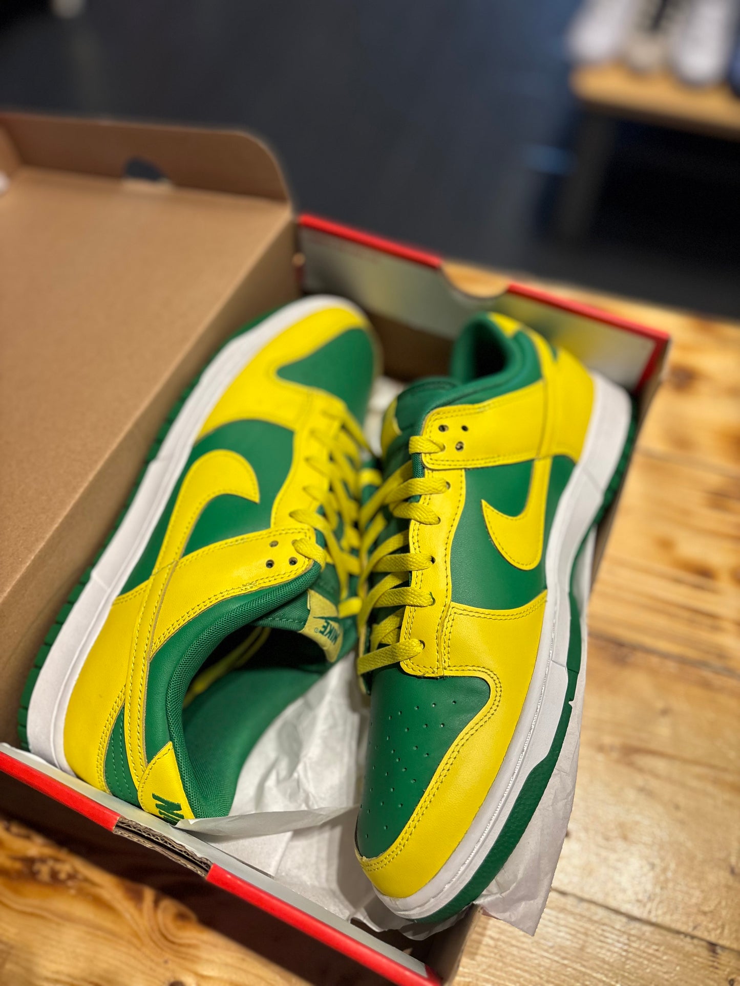 Nike dunk “reverse Brazil”/size 12