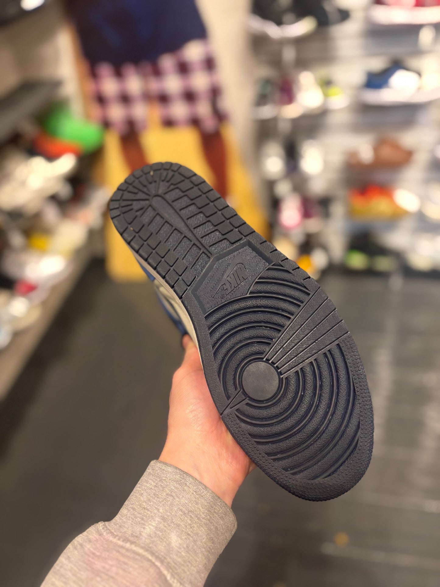 Jordan 1 obsidian