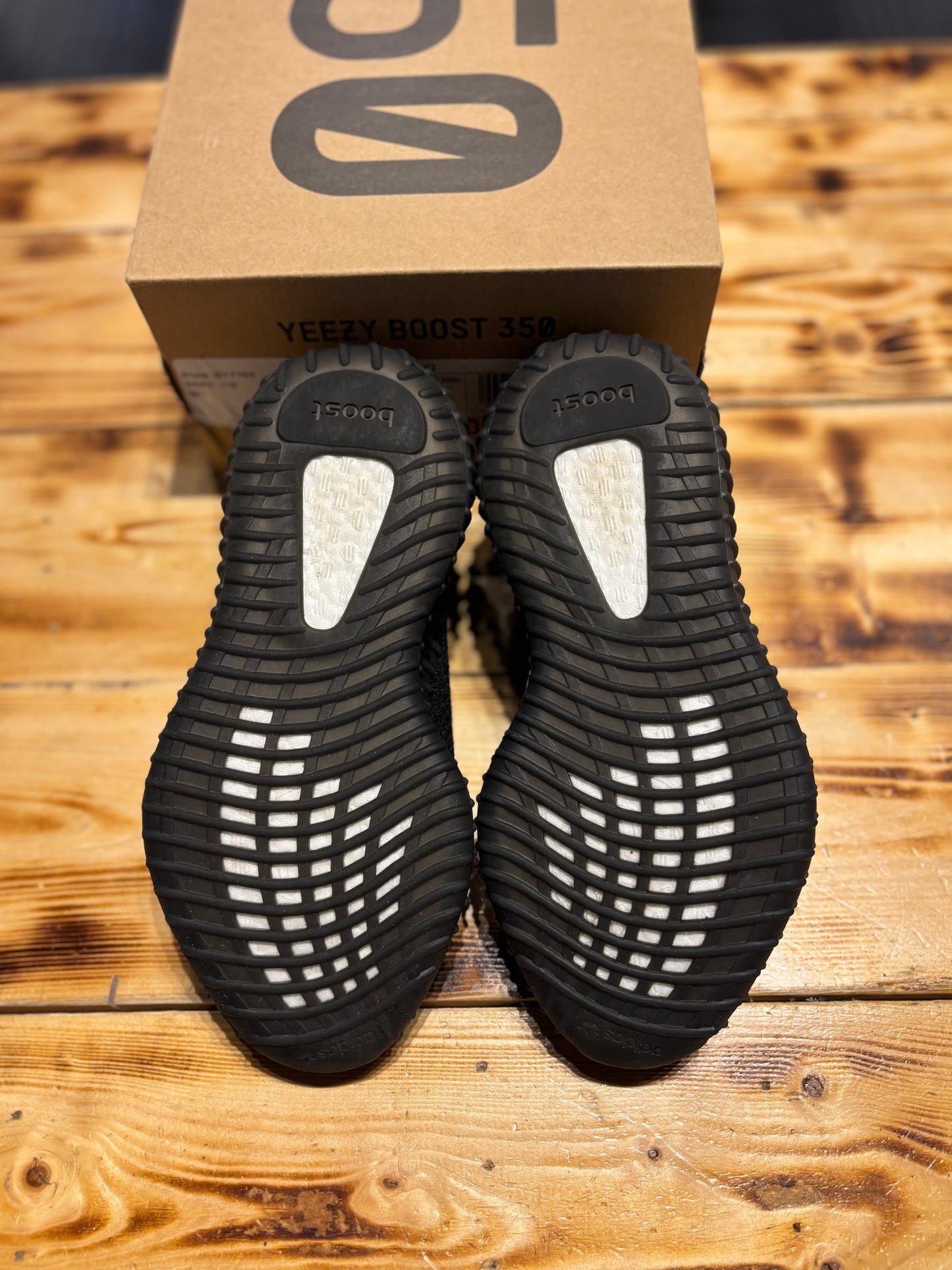 Yeezy 350 dazzling blue