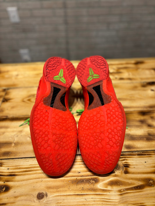 Kobe 6 “reverse grinch