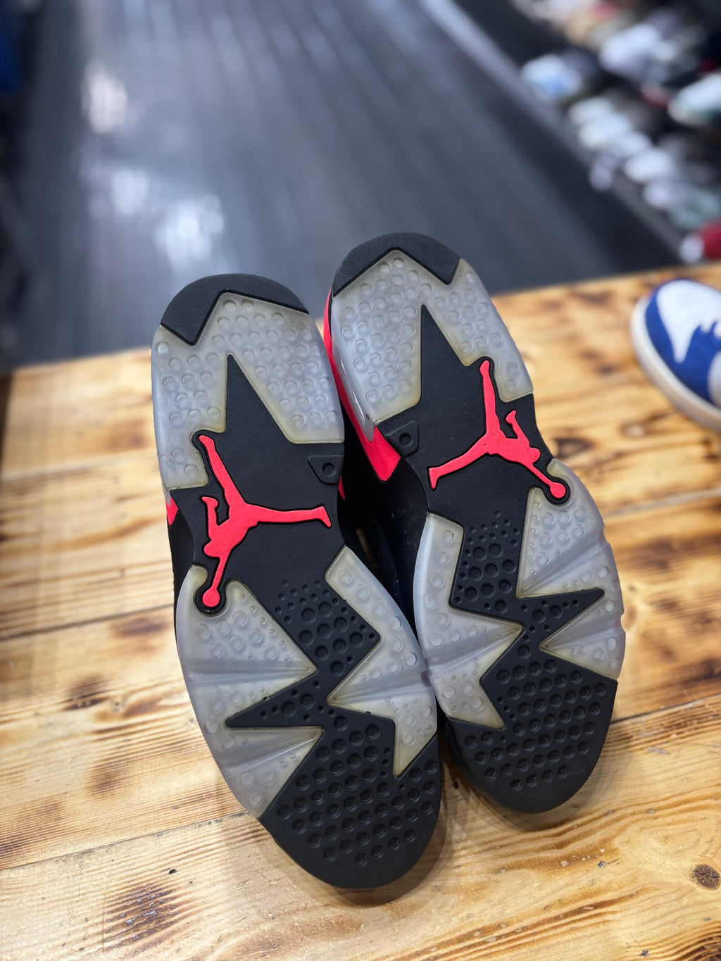 Jordan 6 “infrared”/size 12