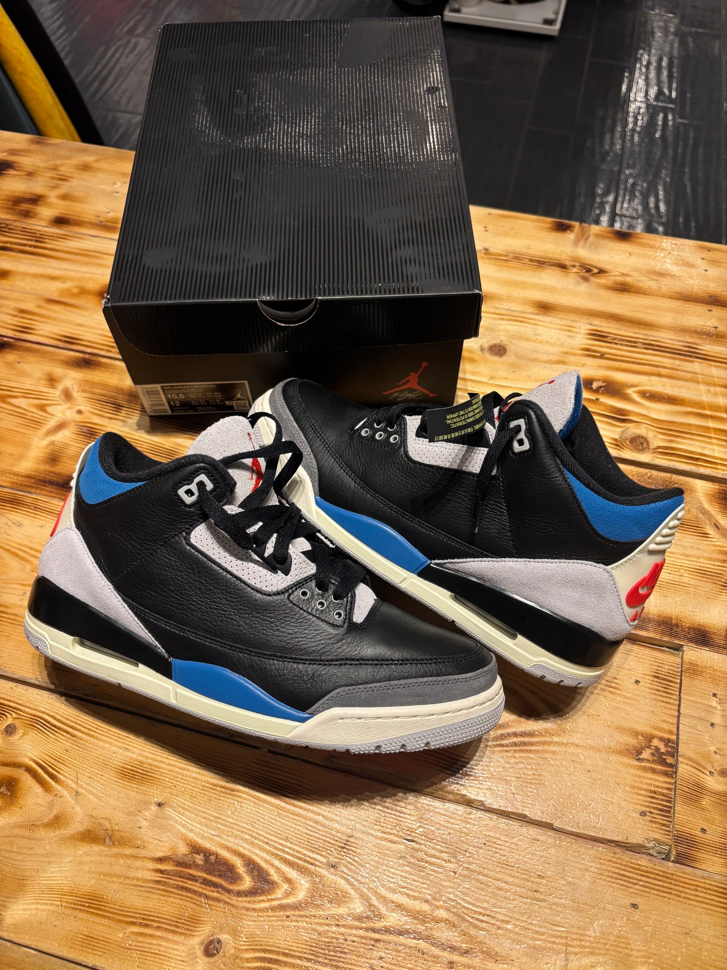 Jordan 3 rair air/size 10.5