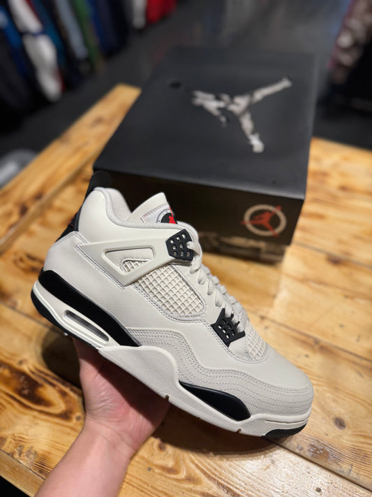 Jordan 4 “Flight Club”/size 13