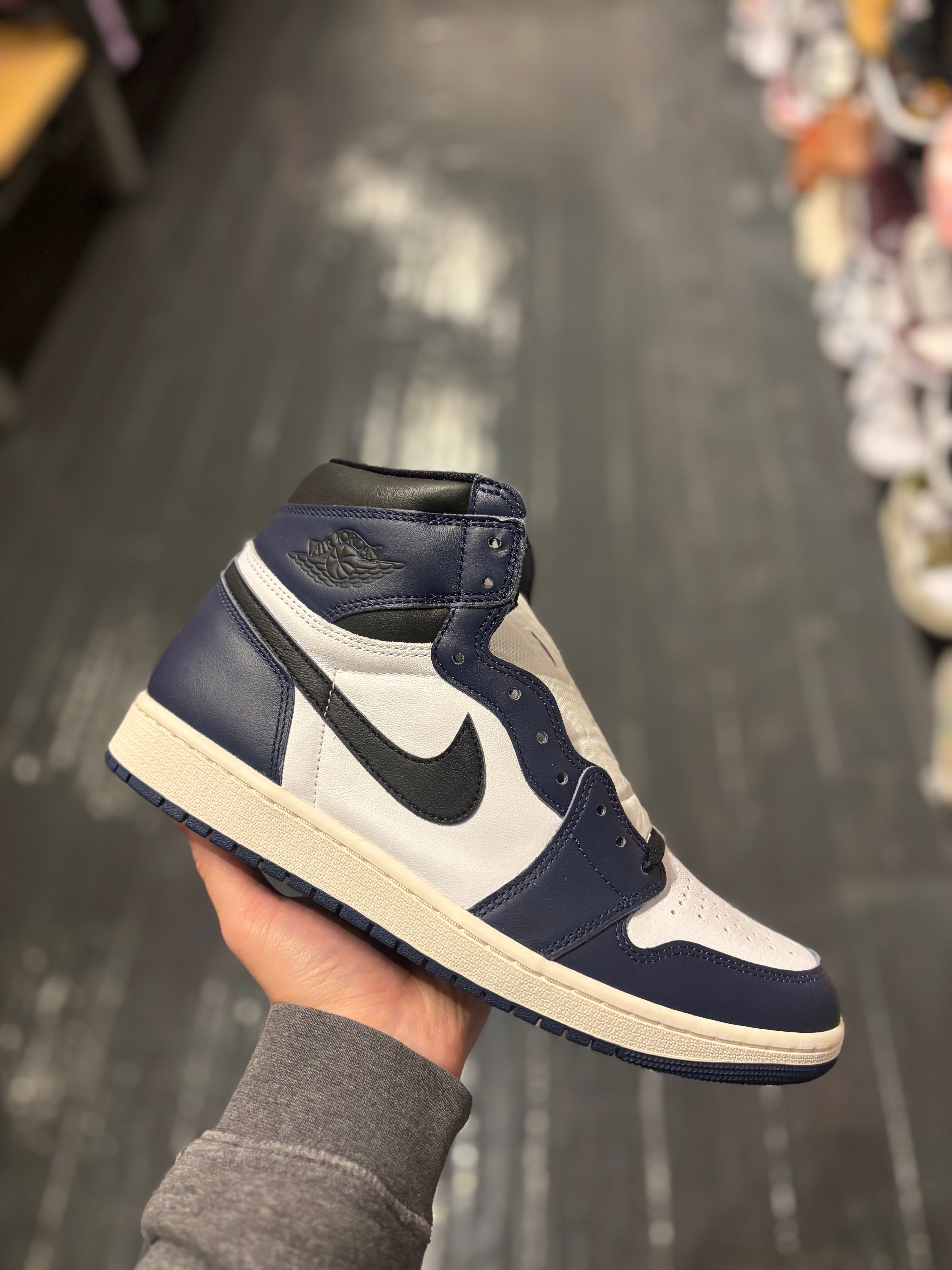 Jordan 1 high “midnight navy”/size 12