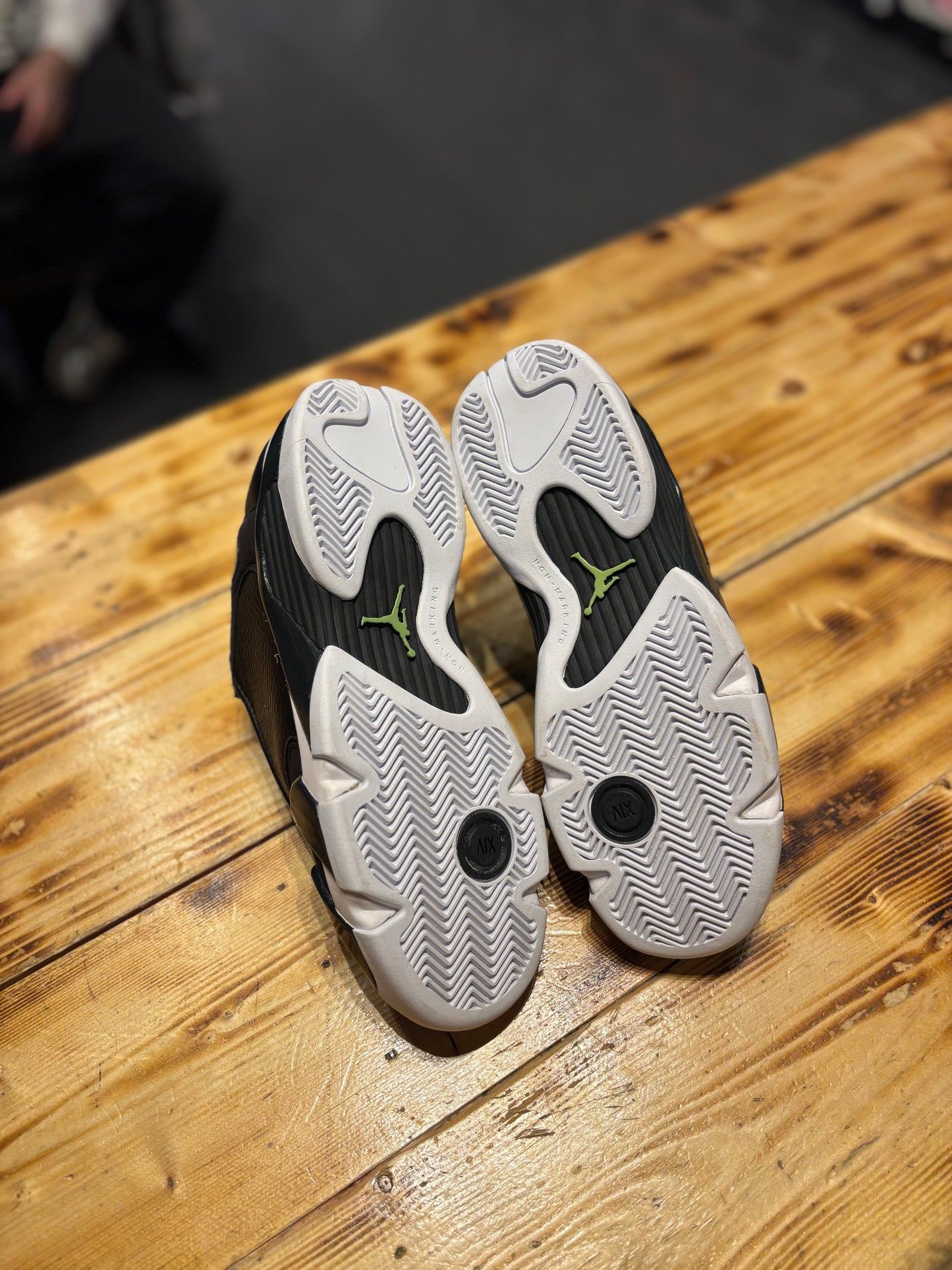 Jordan 14 “indiglo”/size 5.5y