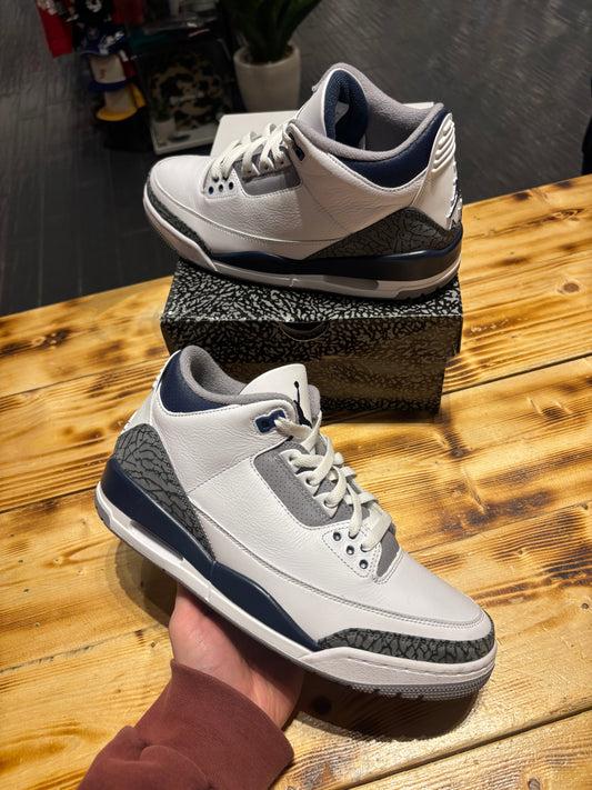 Jordan 3 navy / size 10