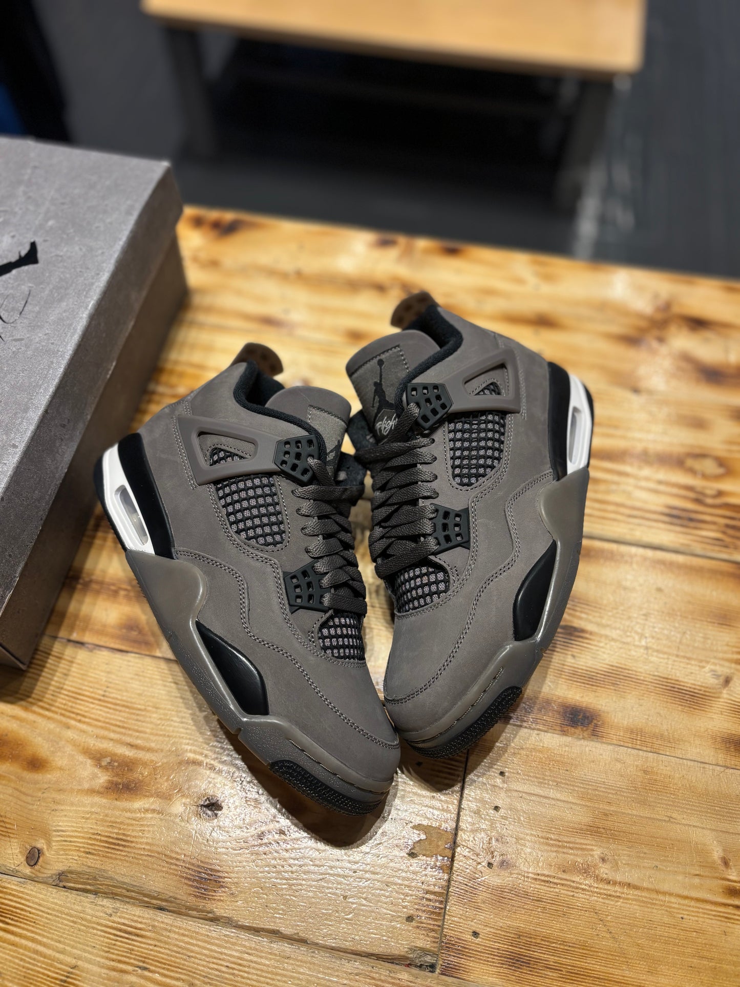 Jordan 4 “Cave stone”/size 8,8.5,11.5