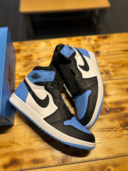 Jordan 1 “unc toe”/size 12
