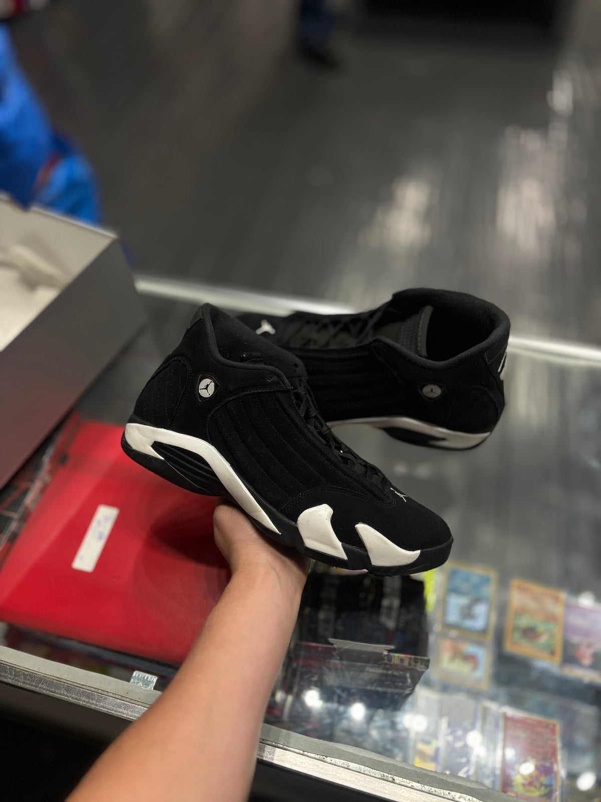 Jordan 14 “blk/white”/size. 13