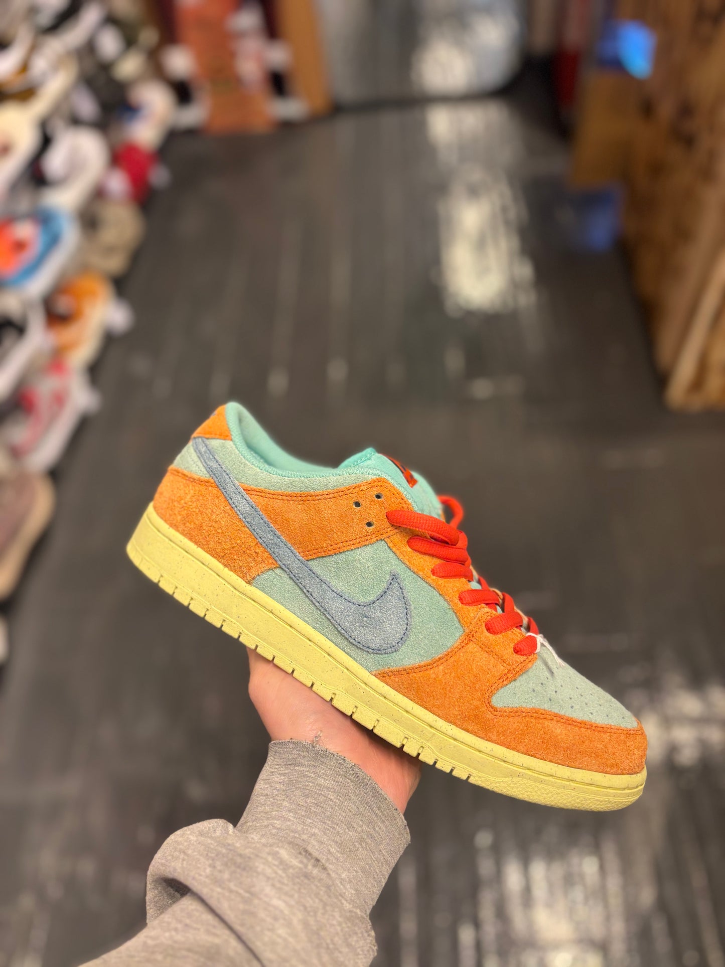 Nike sb dunk low “orange emerald rise”