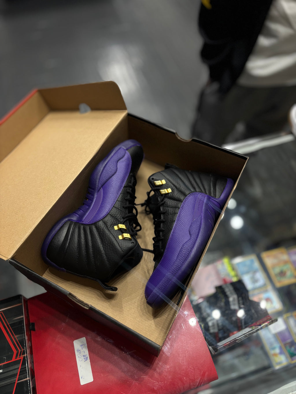 Jordan 12 “field purple”/size 9