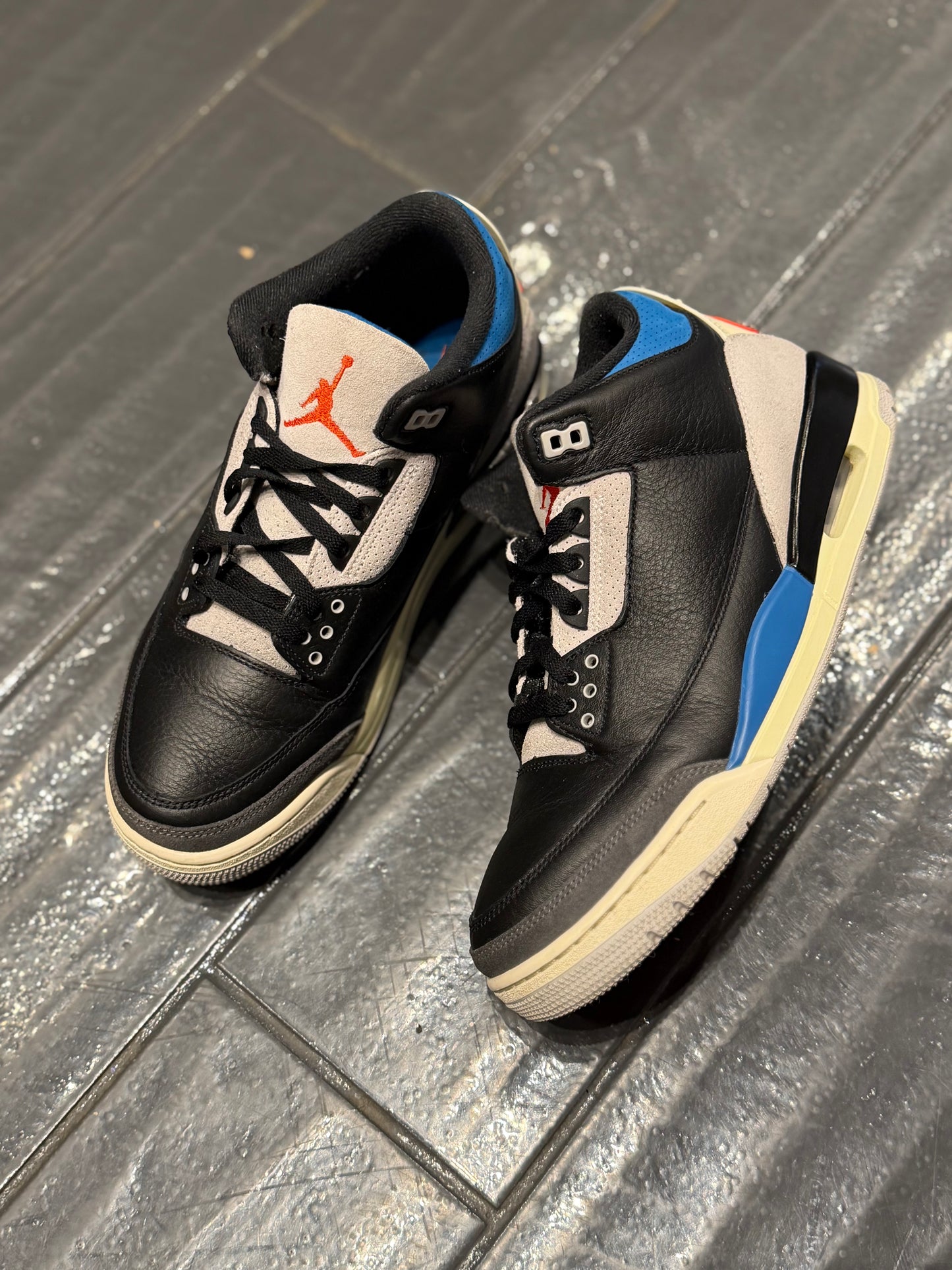 Jordan 3 “Rare air”/size 11