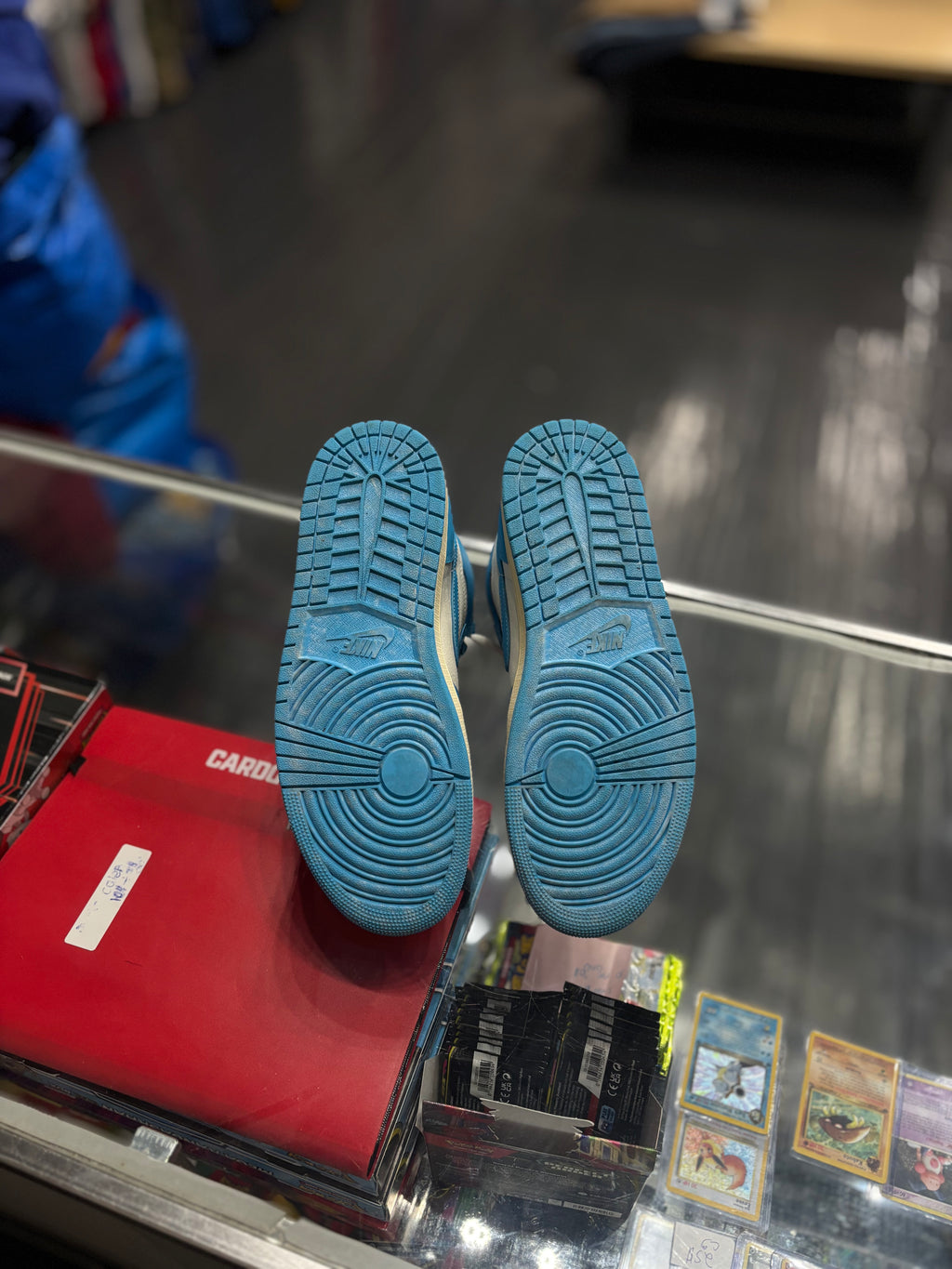 Jordan 1 “unc reimagined”/size 10