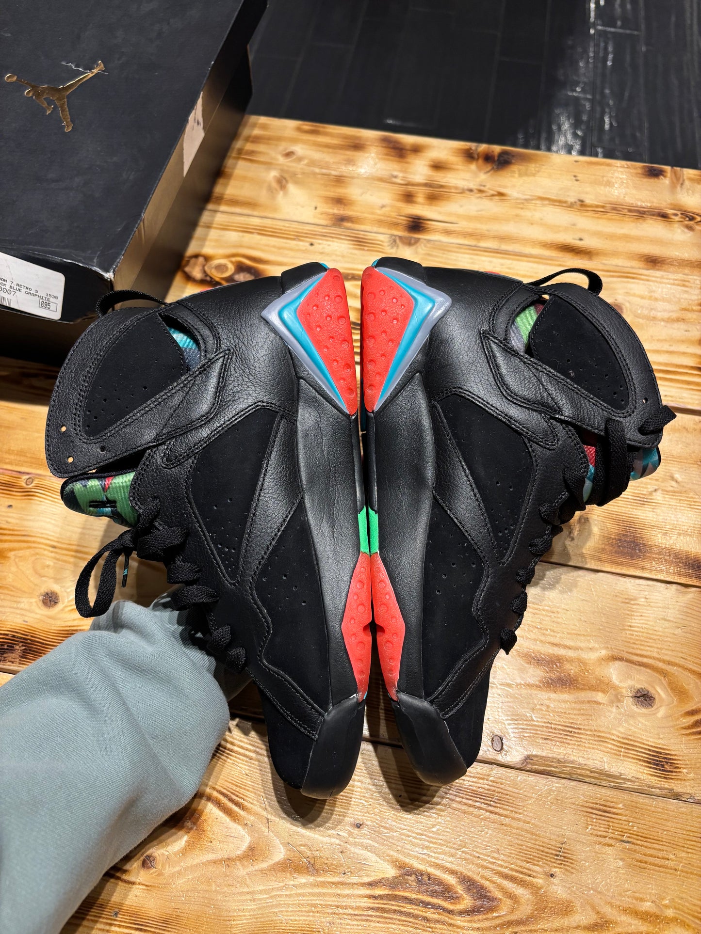 Jordan 7 Barcelona nights/size 9.5