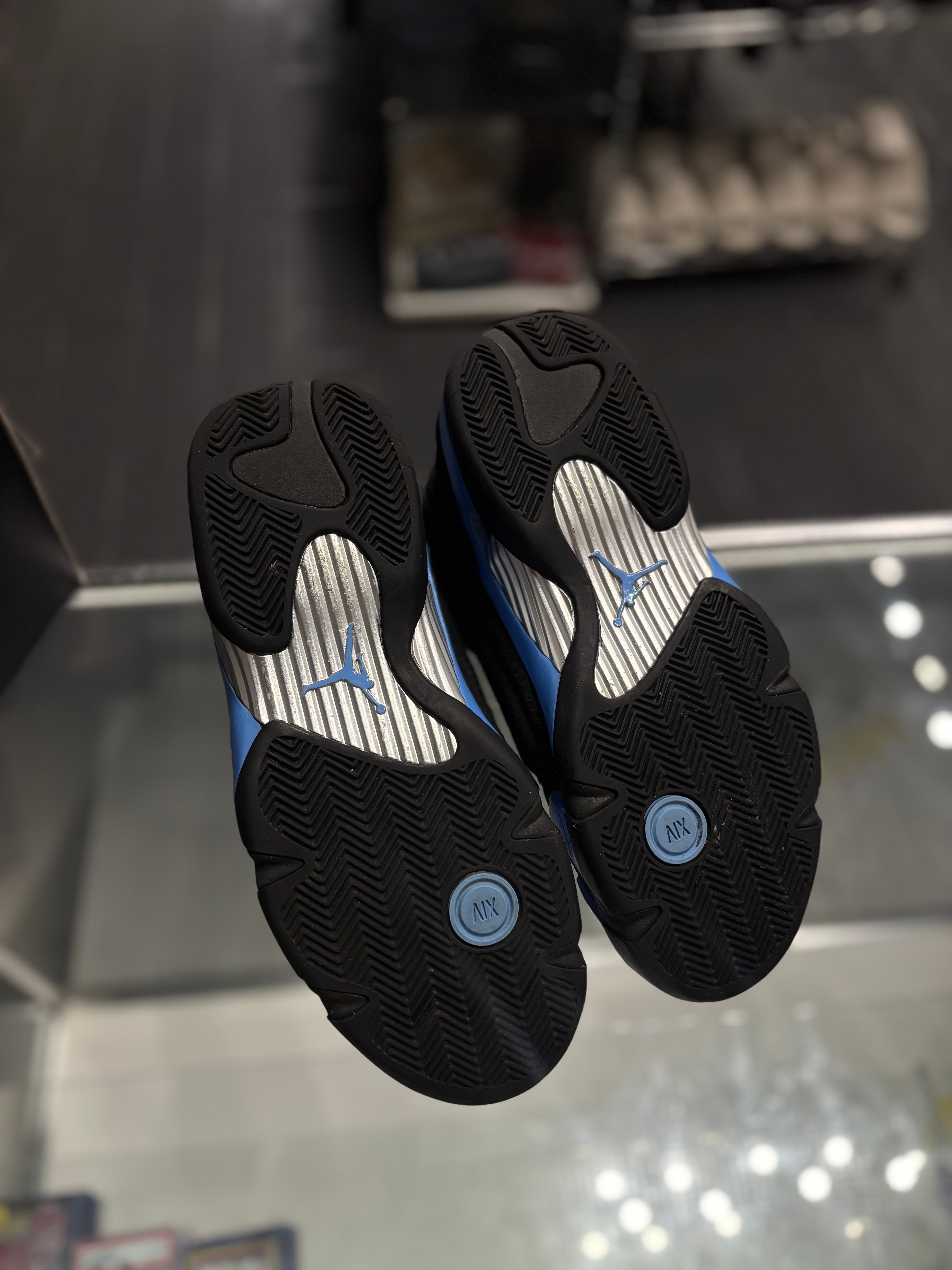 Jordan 14 “university blue”/size 10