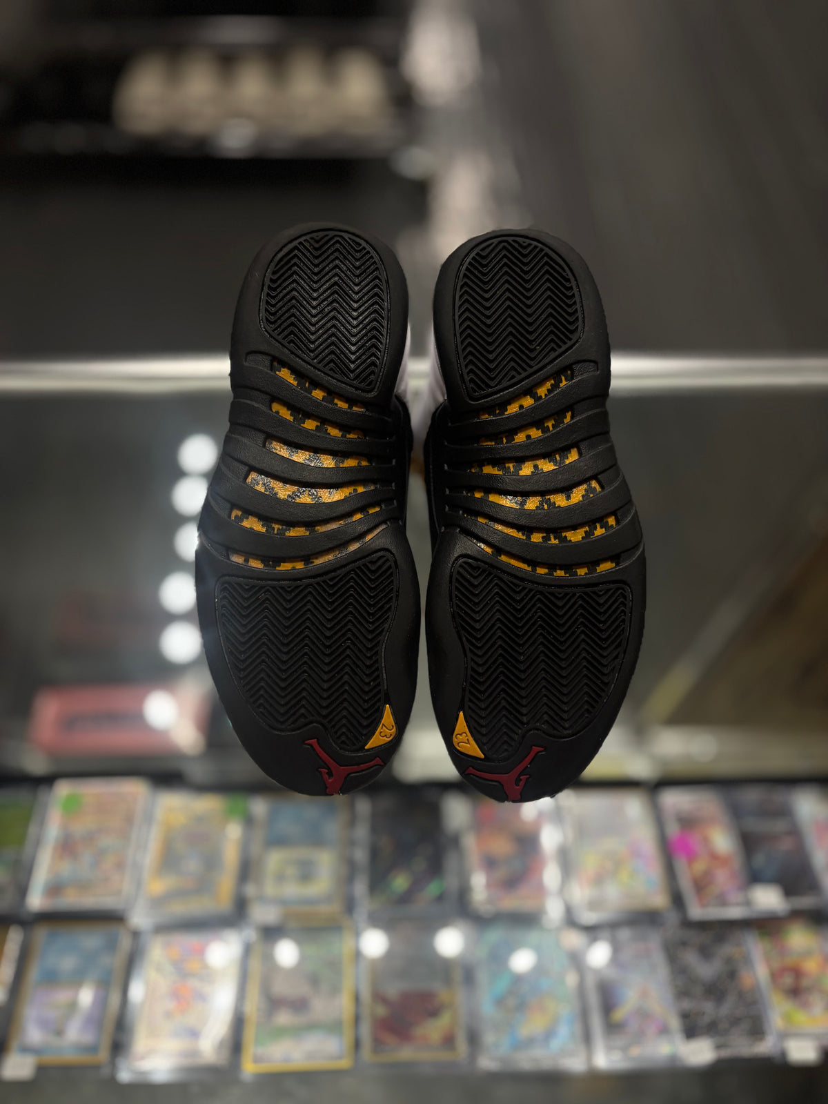 Jordan 12 “taxi”/size 8