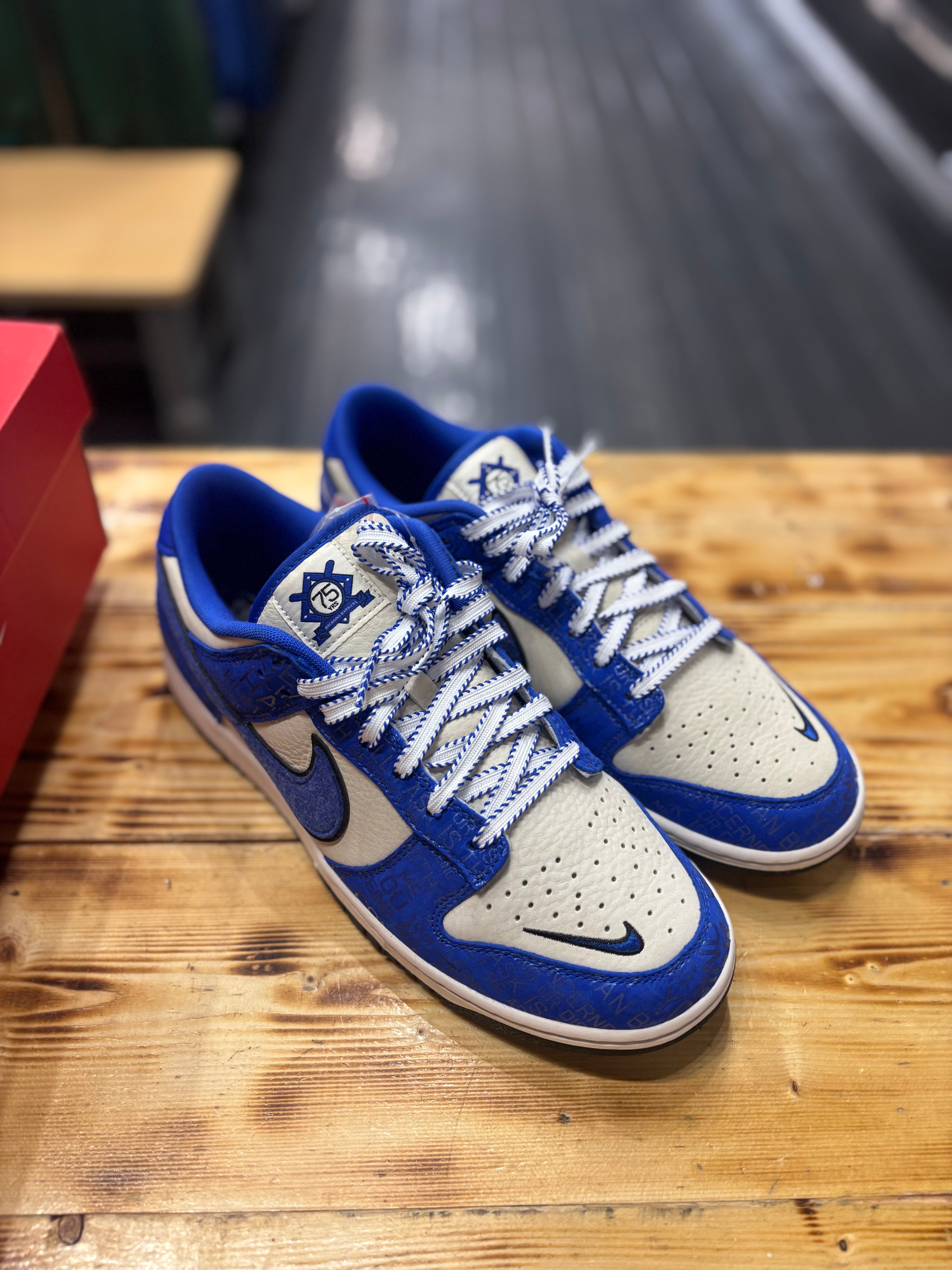 Nike dunk “Jackie Robinson”/size 10.5