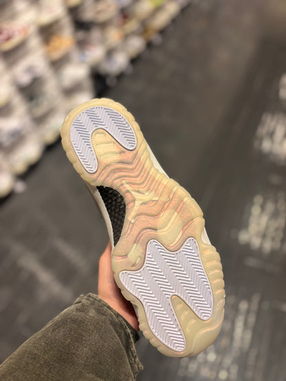 Jordan 11 low “year of snake”