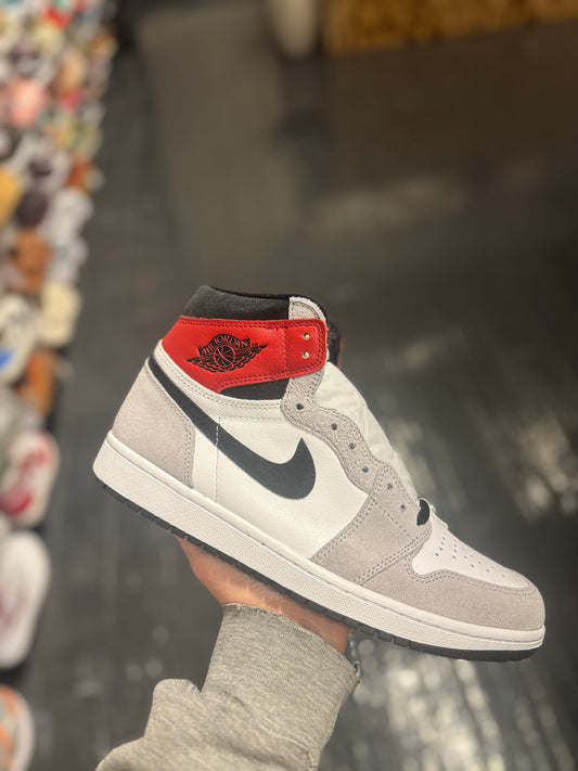 Jordan 1 “smoke grey”