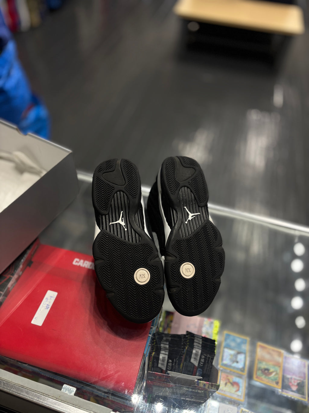 Jordan 14 “blk/white”/size. 13