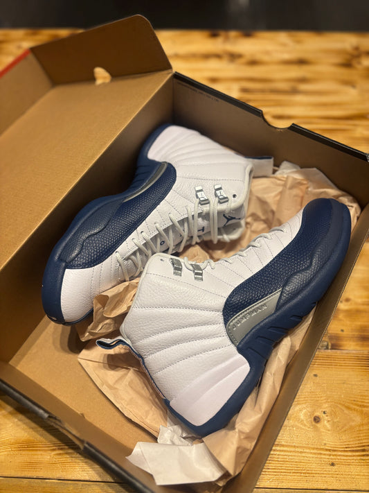 Jordan 12 French blue/size 8.5