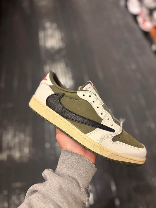 Jordan 1 low Travis Scott “Olive”