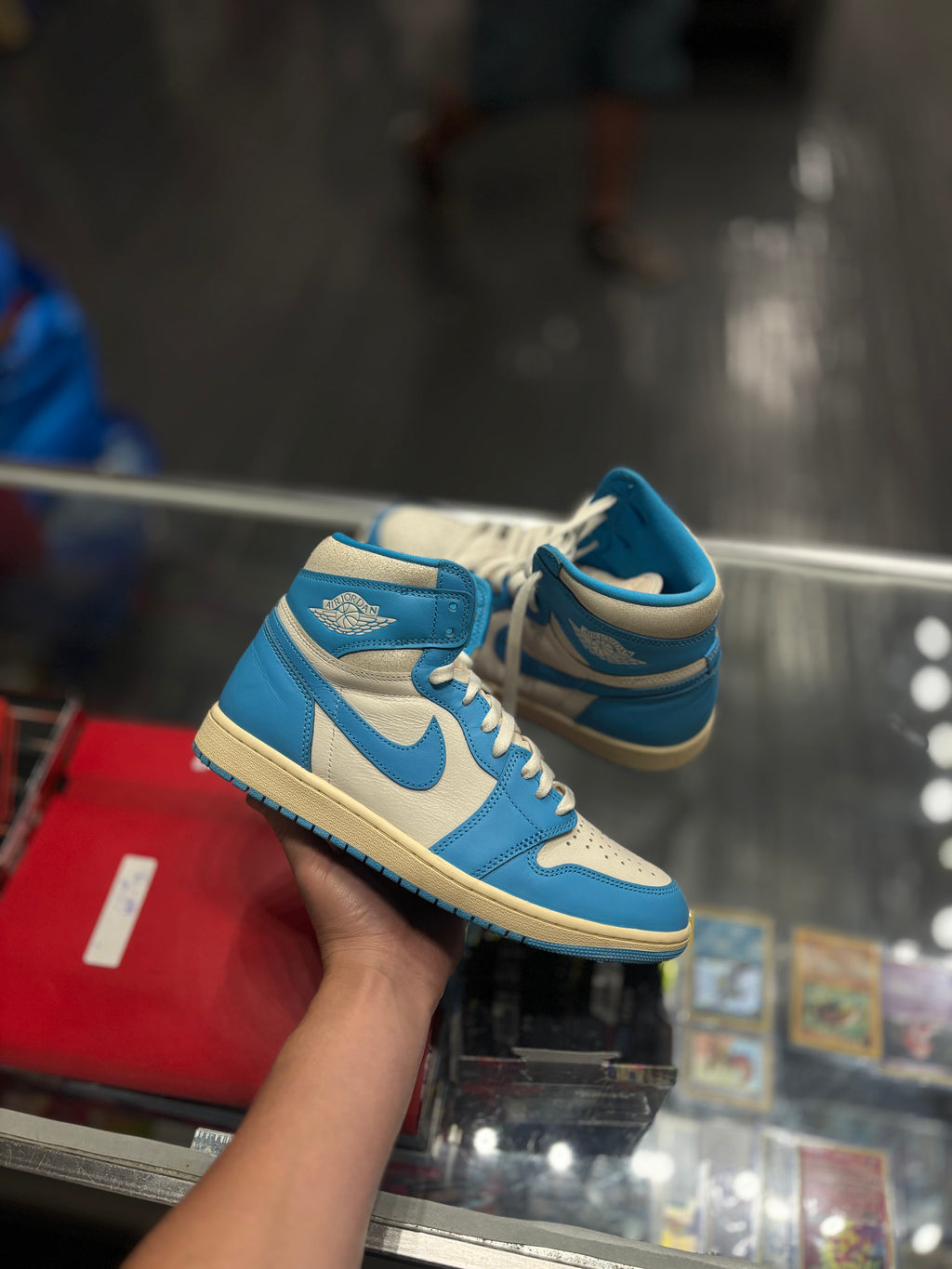 Jordan 1 “unc reimagined”/size 10
