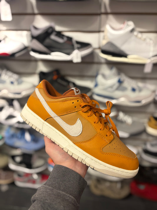 Dunk low burnt orange