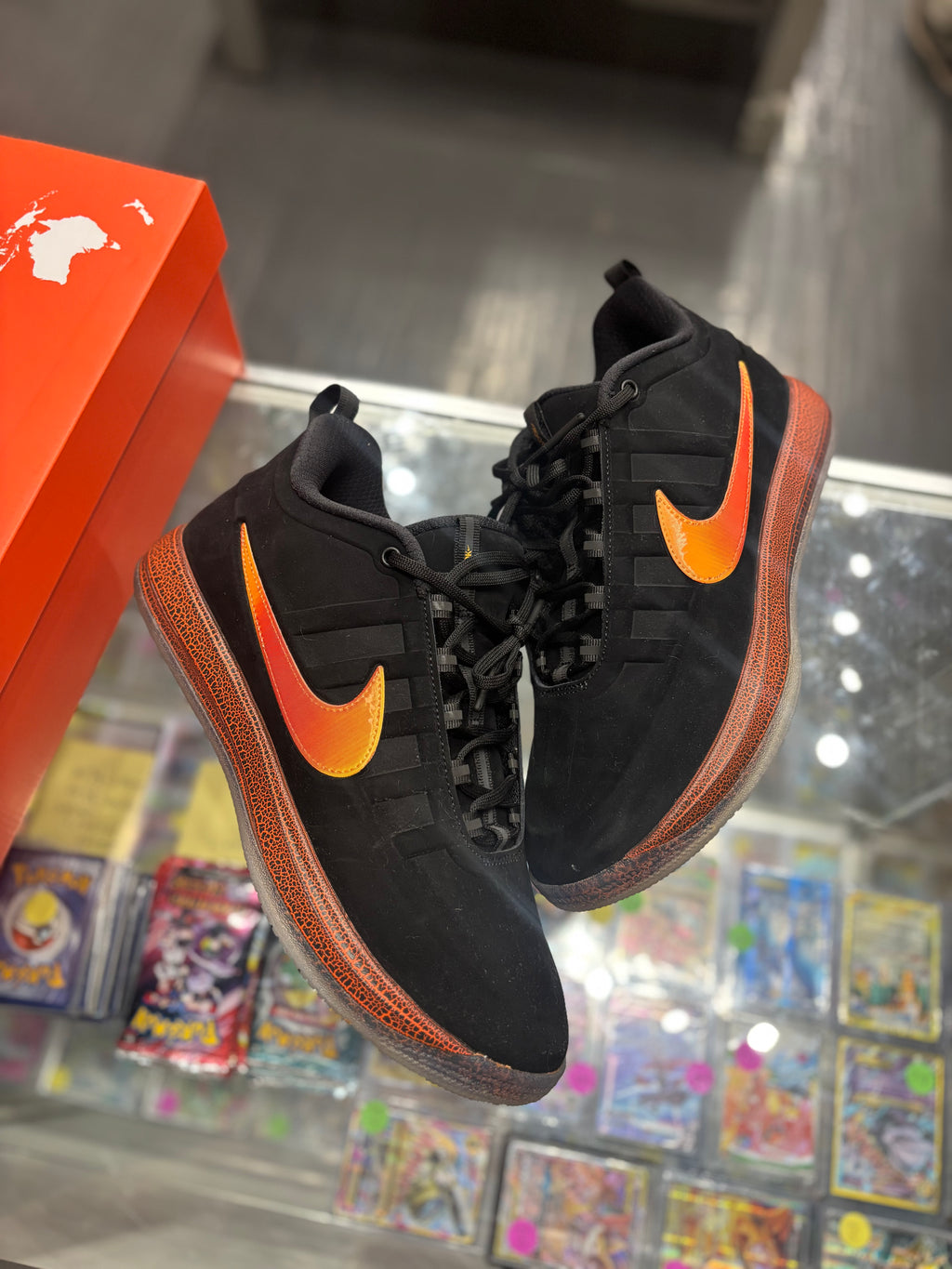 Nike book 2 “rising”/size 11