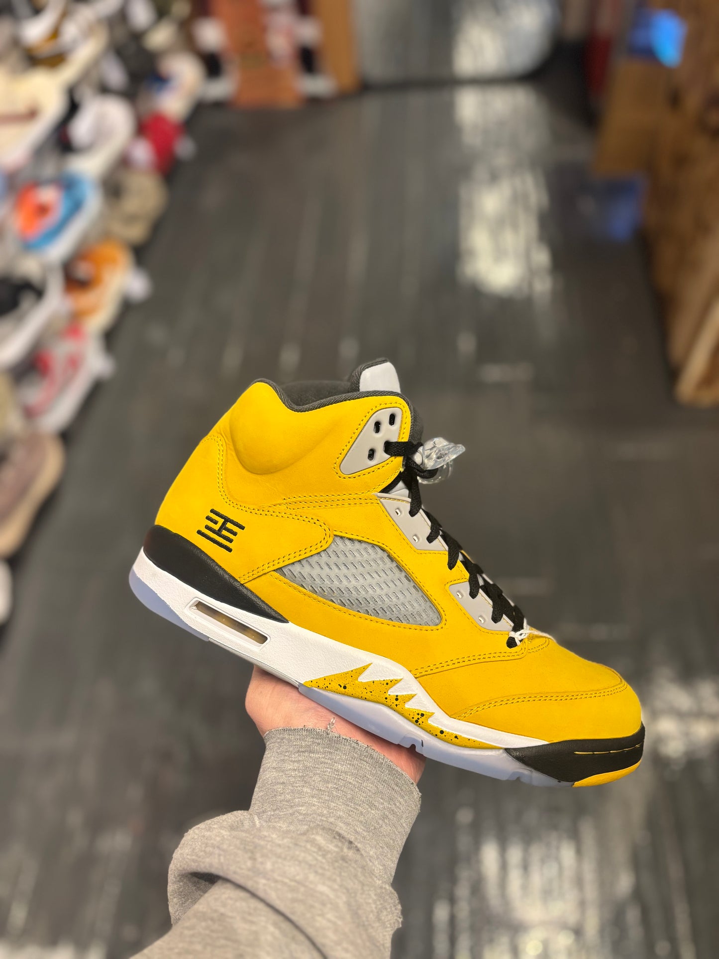 Jordan 5 “Tokyo”