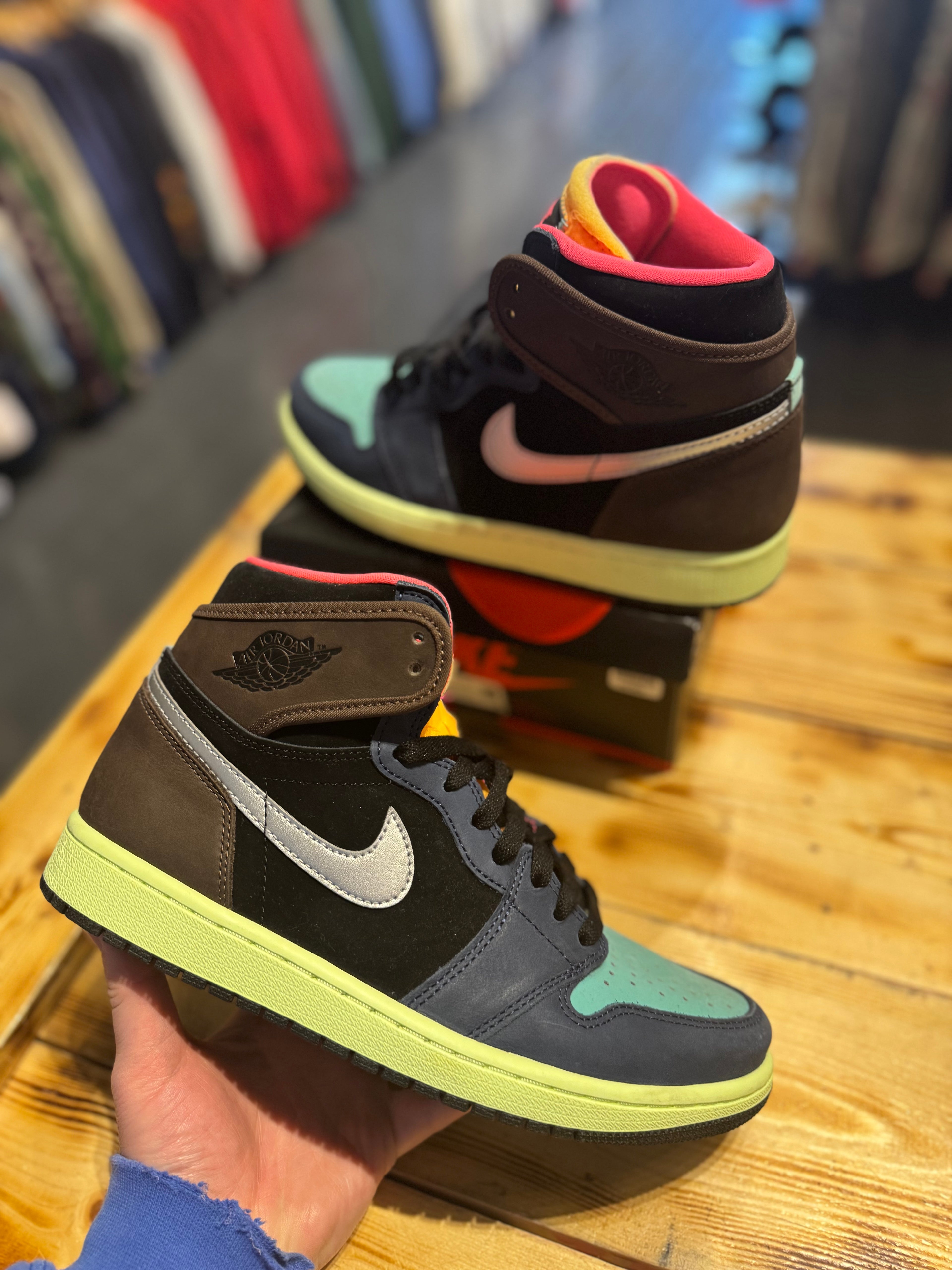 Jordan 1 “biohack”/size 8.5