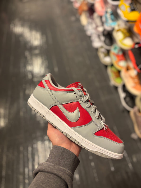 Nike dunk red/grey