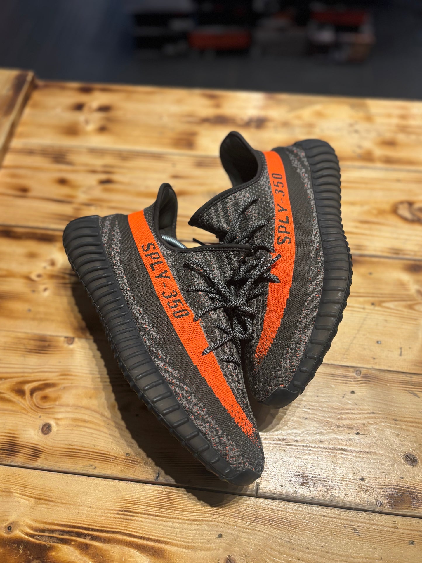 Yeezy 350 “Carbon Beluga”/size 11.5