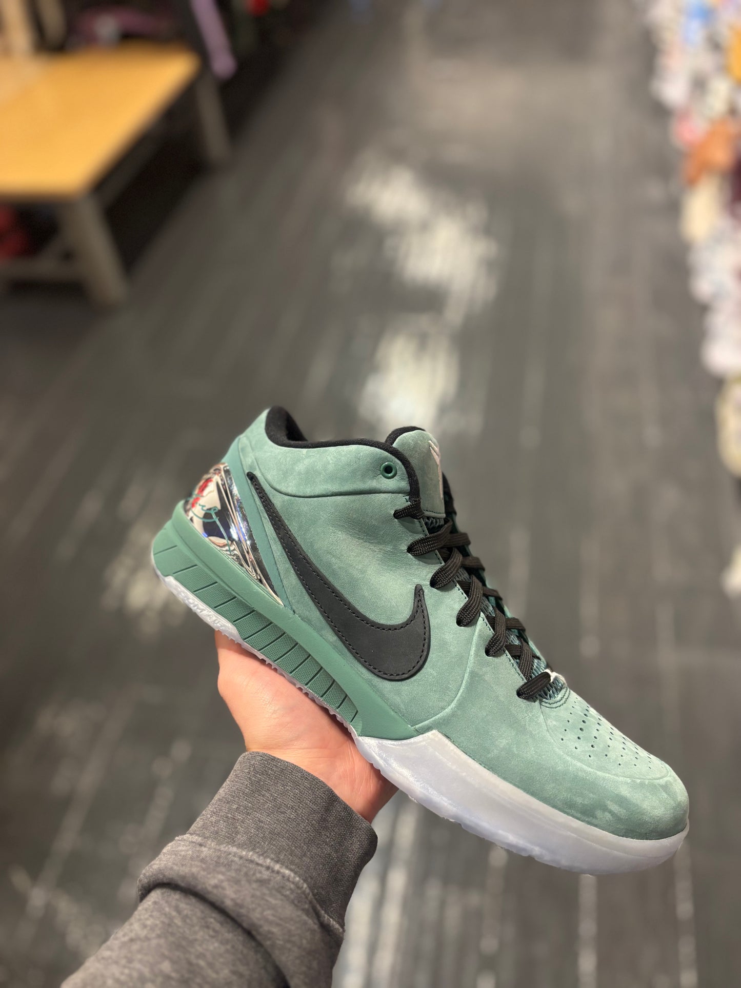 Kobe 4 “girl dad”