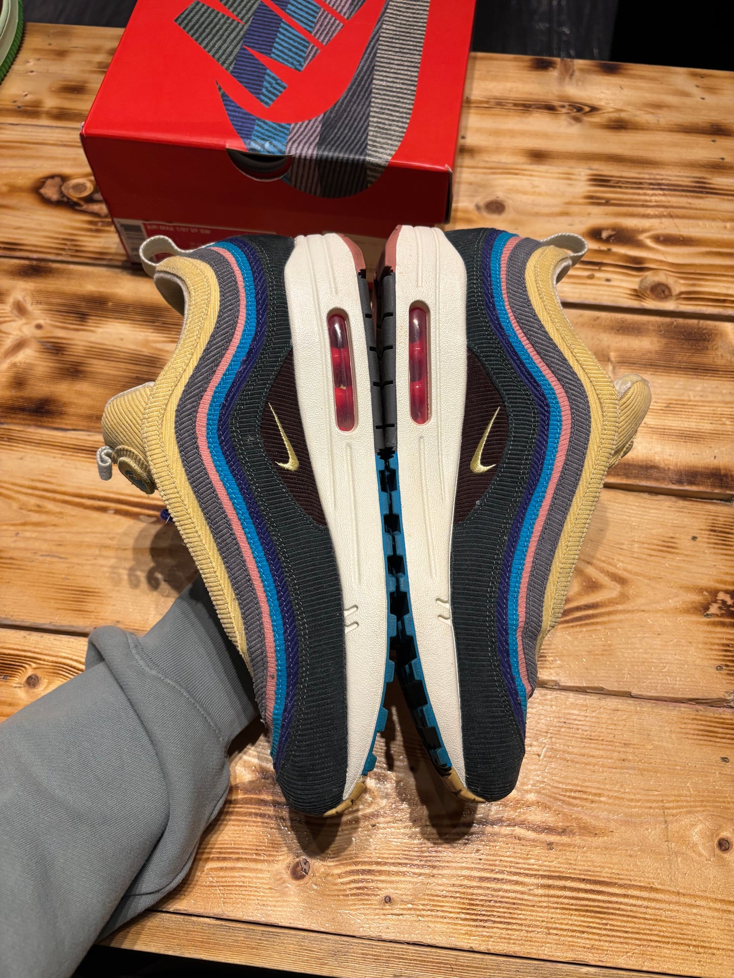 Airmax 97 sean wootherspoon/size 9.5
