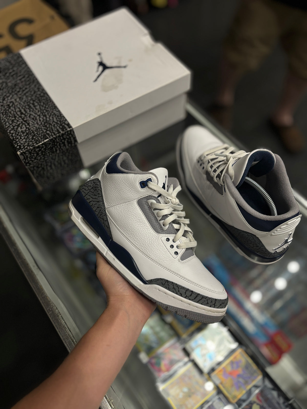 Jordan 3 “midnight navy”/size 12